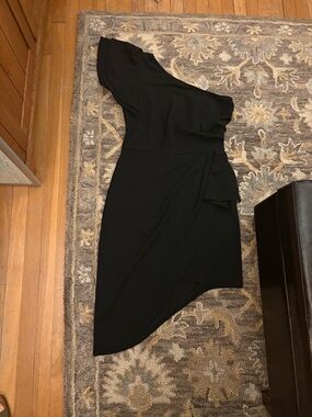 Chic One-Shoulder Black Asymmetrical Dress